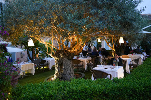 Unique Al Palatino Garden Restaurant