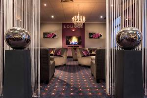 Hotel Lounge