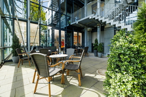 Gartenterrasse für Pausen oder Sommerfeste