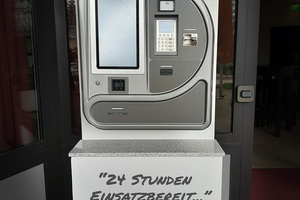 CHECK/In