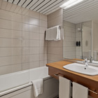 Badezimmer mit Badewanne