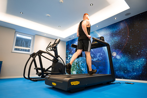 Fitness-Bereich, Laufband