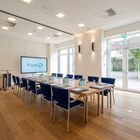 Raum Batzenberg mit 46m² bietet Platz für bis zu 24 Personen und ist klimatisiert.