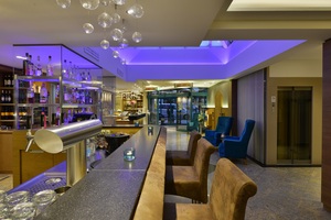 Hotelbar und Lobby