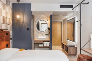 Doppelzimmer offenes Bad